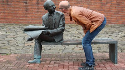 Proven Traits That Men Find Irresistible